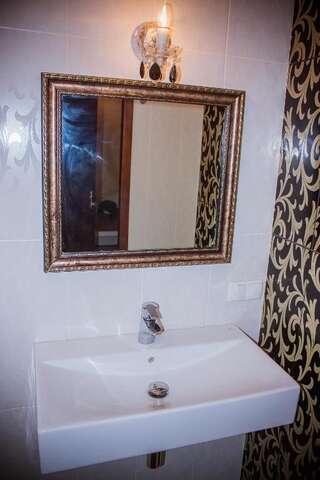 Апартаменты Luxury Apartments in the center Днепр Апартаменты-24