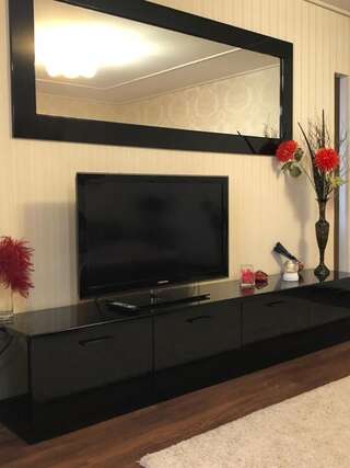 Апартаменты Luxury Apartments in the center Днепр Апартаменты-35